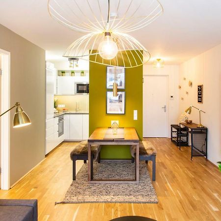 וינה Cozy & Cool Apartment * 5 Min To City Center מראה חיצוני תמונה