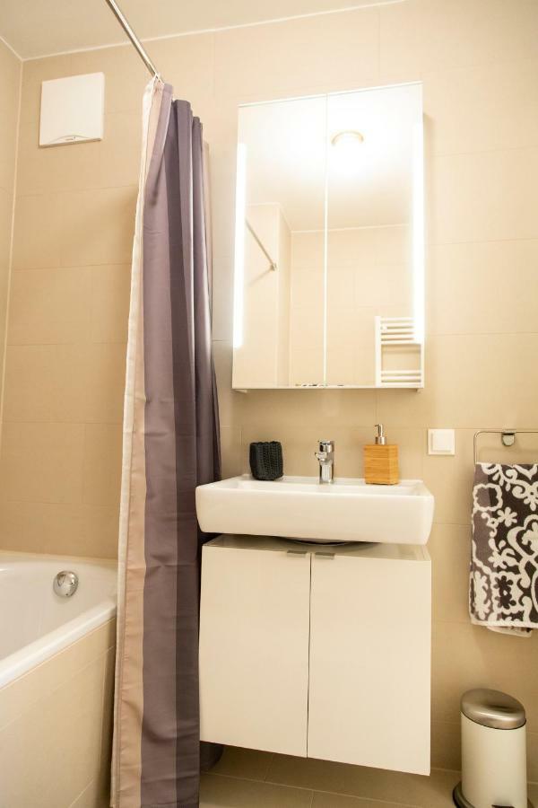 וינה Cozy & Cool Apartment * 5 Min To City Center מראה חיצוני תמונה