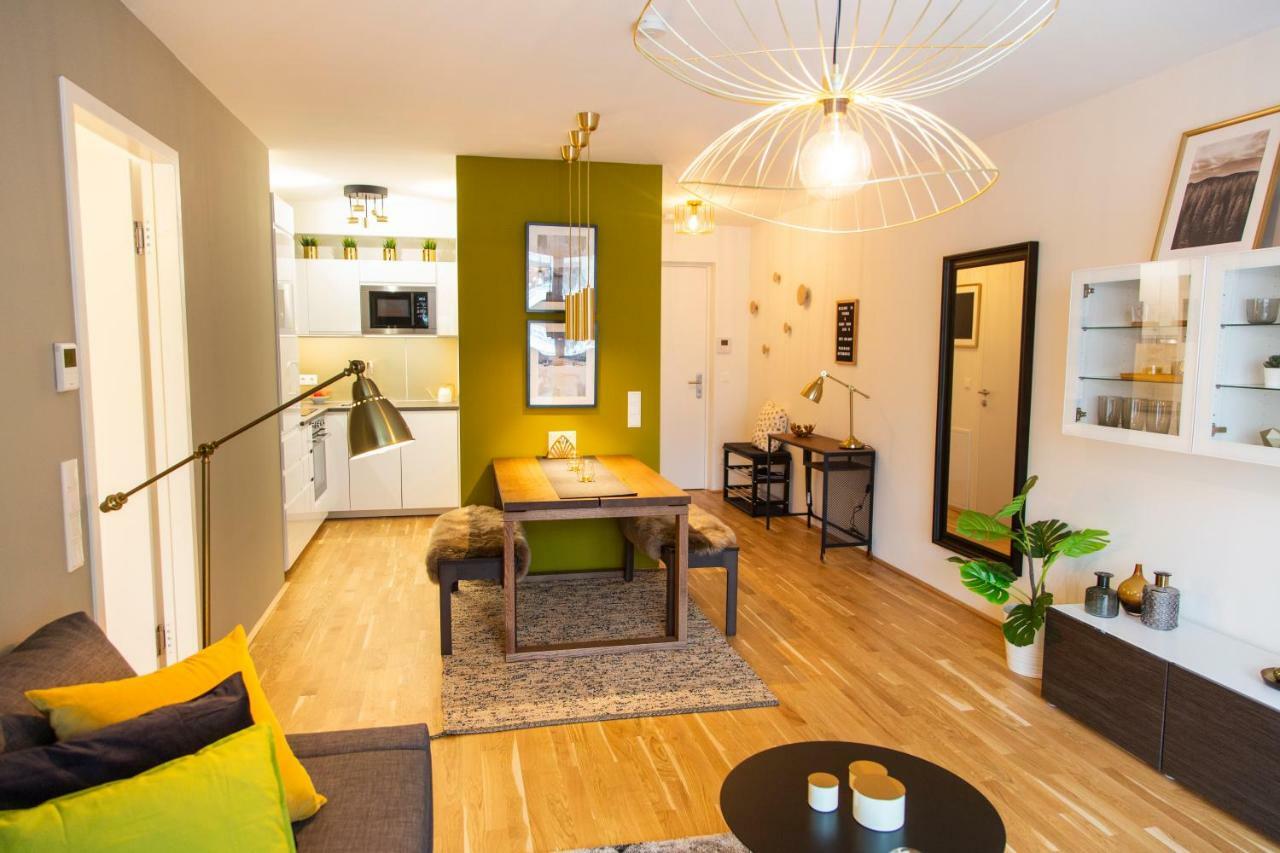 וינה Cozy & Cool Apartment * 5 Min To City Center מראה חיצוני תמונה